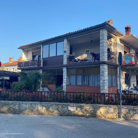 Apartman Milka Новиград Екстериор снимка