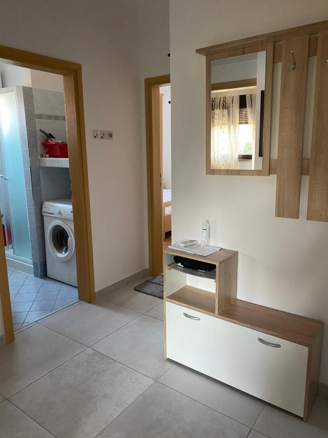 Apartman Milka Новиград Екстериор снимка