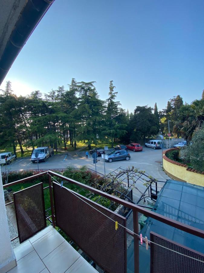 Apartman Milka Новиград Екстериор снимка